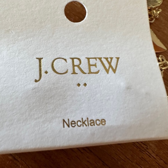 J. Crew Goldtone Flower Necklace brand new with tags gold - Picture 2 of 4